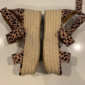 Leopard Flatform Wedge